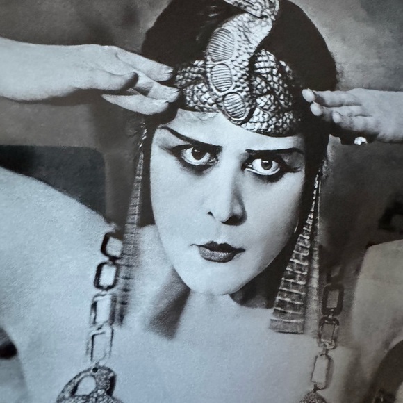 Large Theda Bara Cleopatra silent film wall art. - Picture 7 of 9
